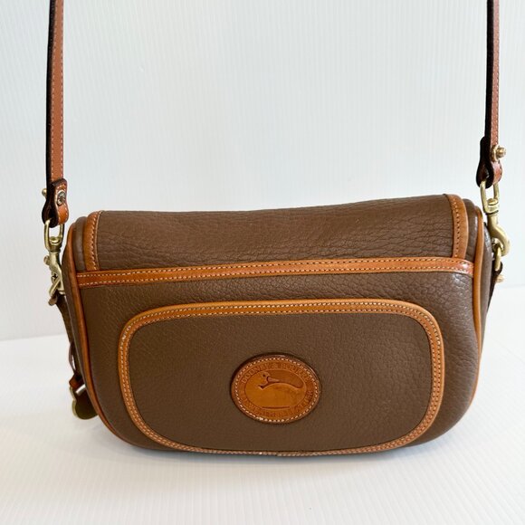 Vintage Dooney & Bourke Porthole Clutch Shoulder Bag Taupe/Tan AWL Rare - Picture 3 of 13